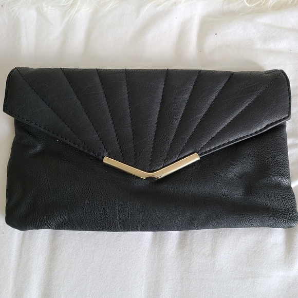 New Faux Leather clutch - Picture 1 of 3